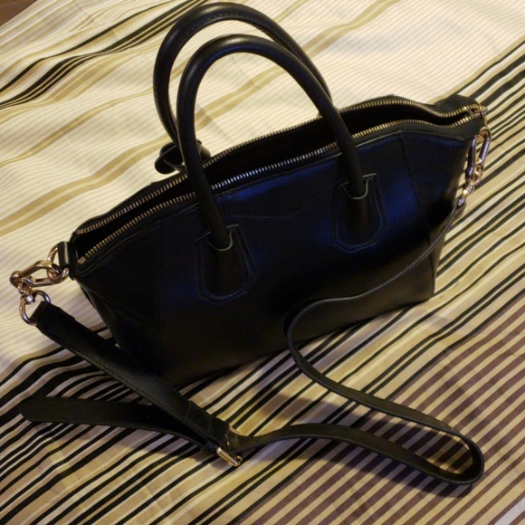 Bag - Picture 2 of 8